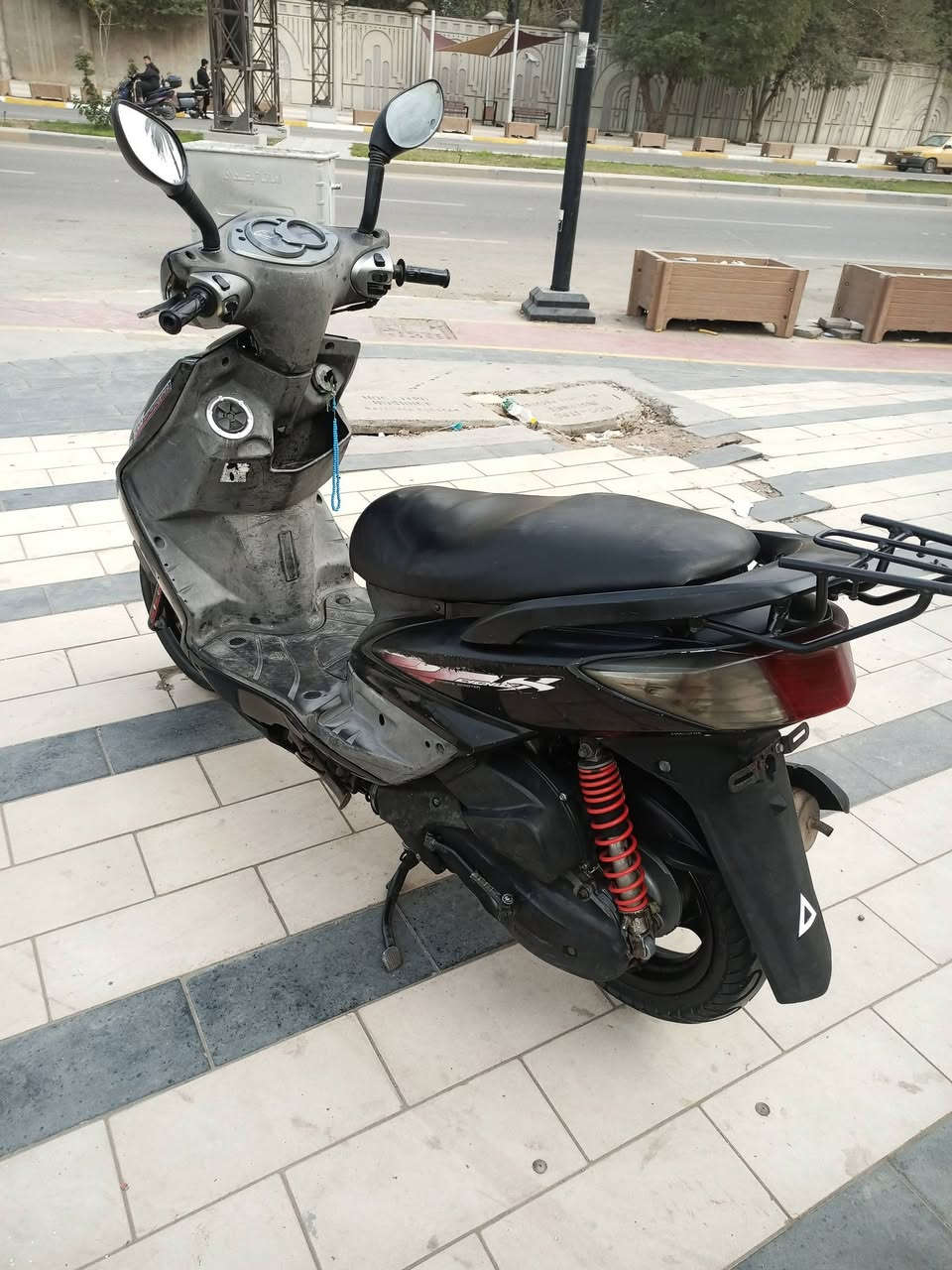 للبيع سكنس فحل حديث دراجه جديده مال رمبه مكفوله حديث  مكينه ناعمه كفرات اصليه شلعه معدل خير من الله دراجه تتعب تكول جديده مال جناي مكان بغداد الكرخ السعر"850وبيهه مجال قليل مستعجل عل بيعه والاستفسار***********
