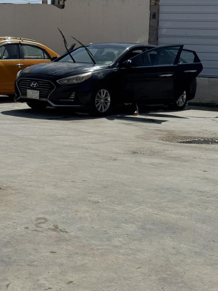 السلام عليكم سوناته موديل ٢٠١٨ حره محولبه وبيه صبغ جاملغ وبنيد مكان السياره ديوانيه
***********
