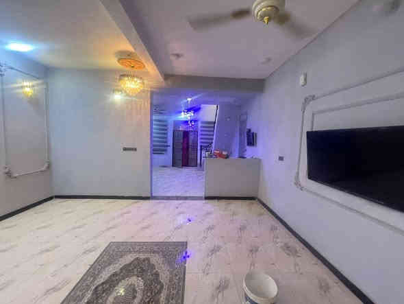 دار للايجار مساحة 150 متر 🏠
الموقع: حي الفرات – مجمع توحيد

مواصفات الدار:

الدار جديد ونظيف جدا

طابقين

الطابق الارضي يحتوي على:
• غرفتين نوم كبار
• صالة كبيرة
• مطبخ
• مجمع صحيات داخلي وخارجي
• حديقة
• كراج

للأستفسار الاتصال ☎
 ***********
 ***********
📍 مكتب البروج المشيدة للعقار
حي الفرات شارع الصب من جهة التسفيرات 
نستقبل جميع العروض (بيع – شراء – رهن – إيجار)
