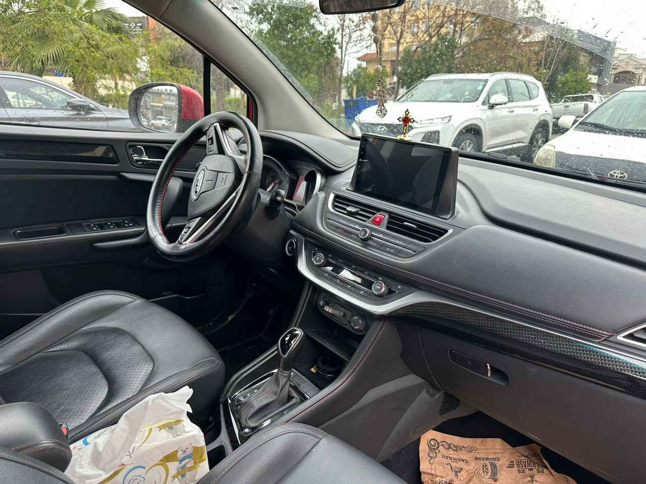 سيارة Jac s3 موديل 2024 فول فول مواصفات كاميرا حساسات امامي / خلفي كاميرا خلفية شاشة كوشن جلد سقف سلايد مراية شفط مكينة 1.6 تنفس طبيعي سيارة مكفولة من دعامية ل الدعامية ماشية 12 الف كيلو ويل كروم سيارة صفر شركة اربيل و كلشي جديد سيارة ب اسمي وكالة تحويل بشرط سعر 105 ورقة و مجال بسيط 
رقم تلفيون *********** أربيل, العراق
