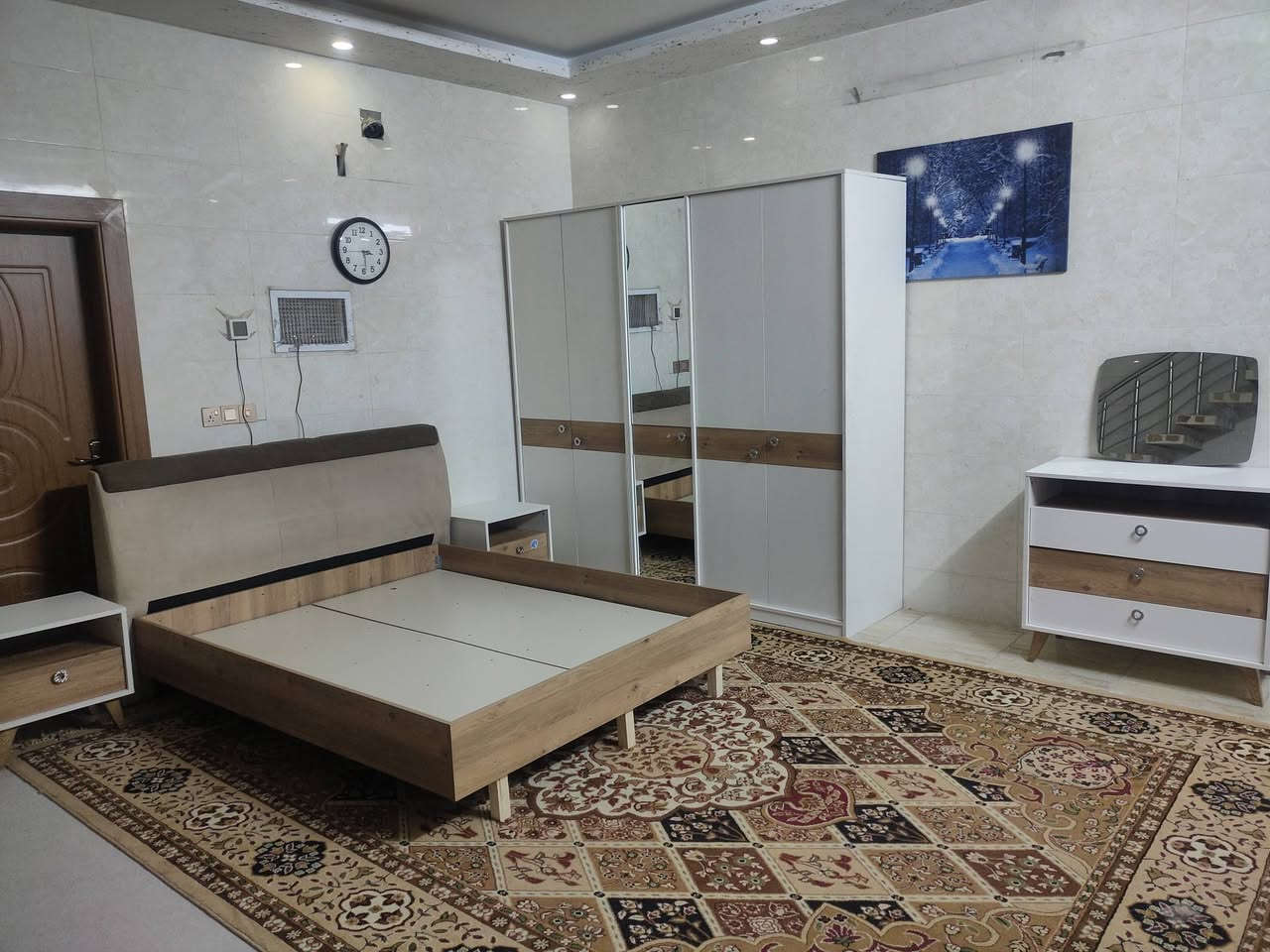 غرفة نوم خمس قطع بدون دوشك ماركة مو سوگي 400ااف


**إذا كنت صاحب هذا الإعلان وتريد حذفه لأي سبب، رجاءا أرسل رسالة إلى الدعم الفني**