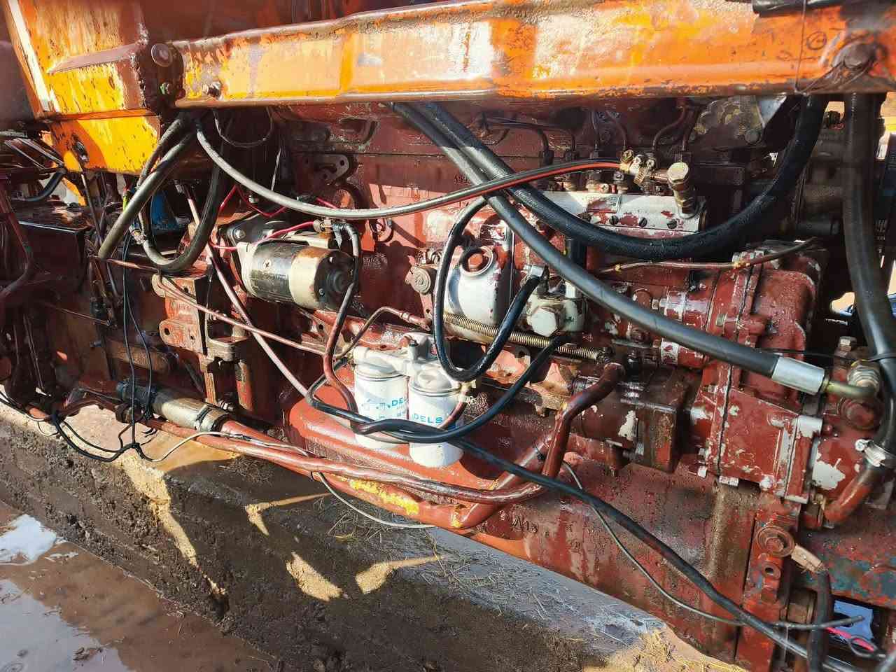 سلام عليكم فيات 1000 رقم وسنويه محرك 1180محرك بي بخار ما بي تنقيس  ودكاكه تبن وعربانه للبيع السعر20مليون وبي مجال ***********()***********
