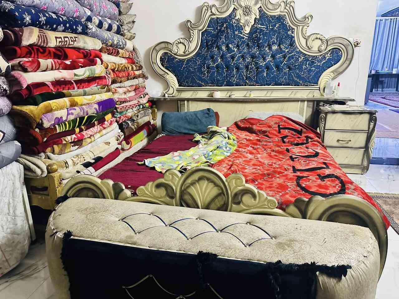 ‏سلام عليكم
غرفة نوم عراقية شغل تركي سبع قطع

نضافه 100/80

العنوان البلديات 

رقم ***********
السعر💵💸850 وبيها مجاي
