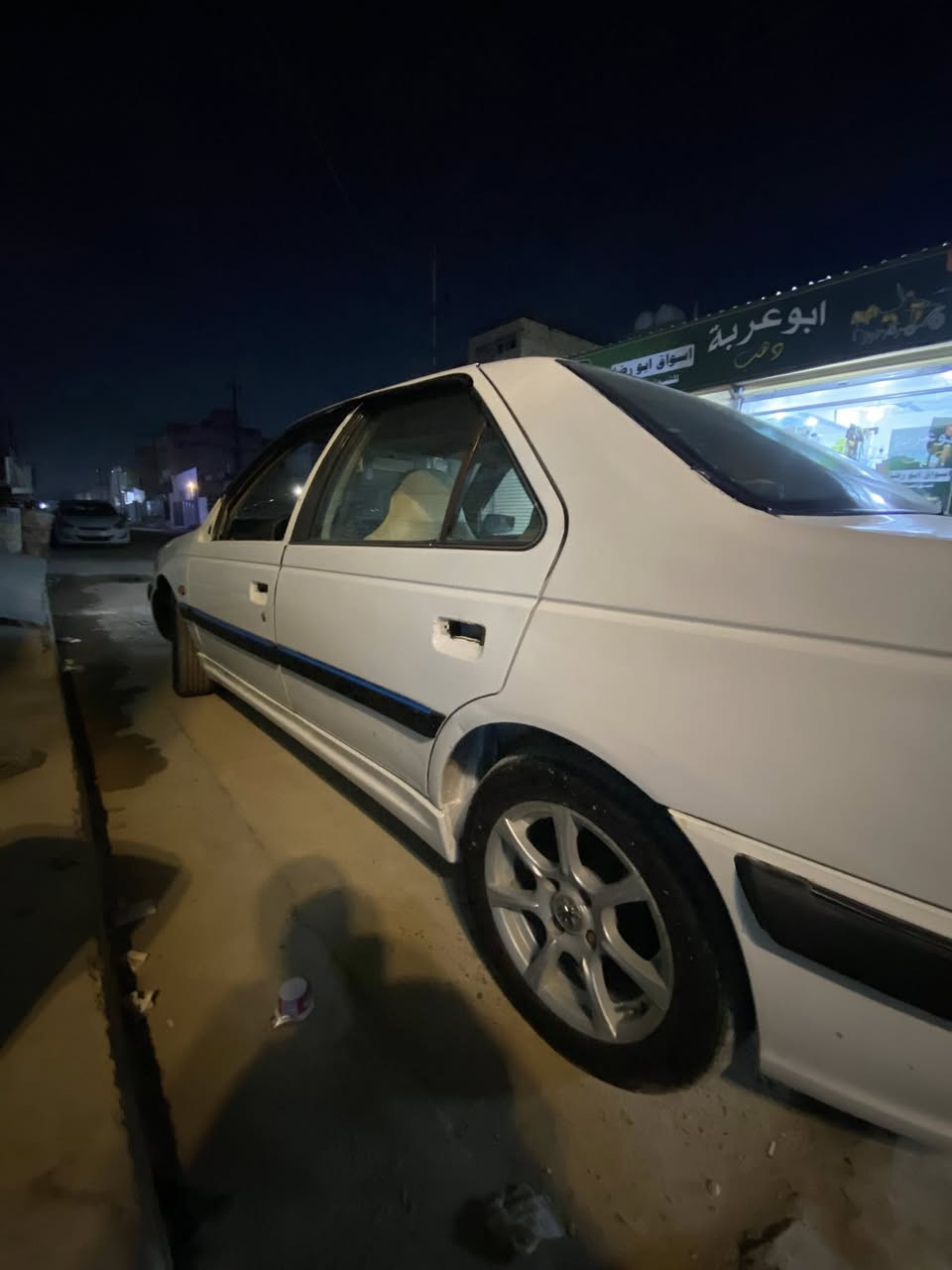 السلام عليكم للبيع بيجو بارص موديل 2018 بسمي تحويل ثاني يوم الاستفسار الانتصال ***********
 مكاني بغداد
