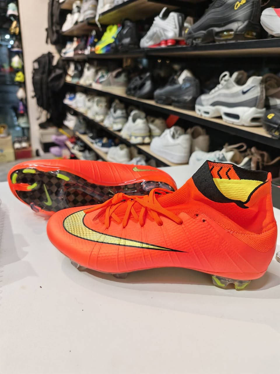 بيع شلعه القطعه 17 الف
احذيه كرة قدم  نايك اديداس بوما 
القياسات مختلفه.


**إذا كنت صاحب هذا الإعلان وتريد حذفه لأي سبب، رجاءا أرسل رسالة إلى الدعم الفني**