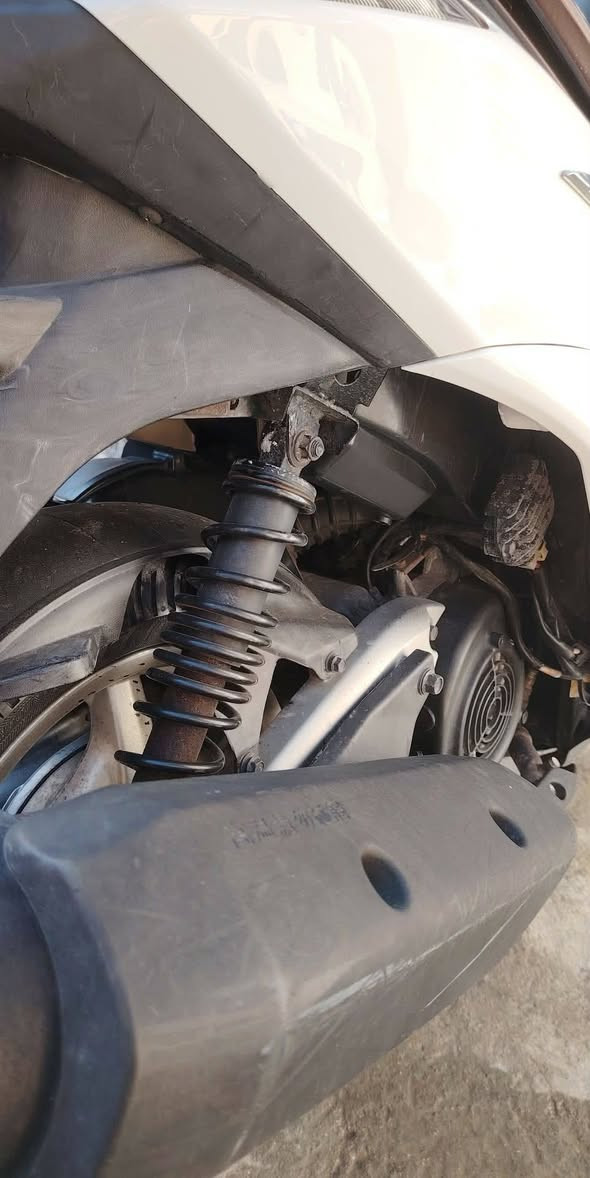 سلام عليكم سكنزلد دراجه مكفوله مال حاويه للبيع مكاني حله للاستفسار***********
