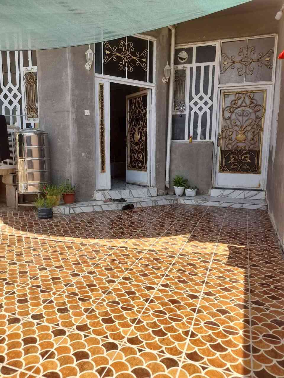 السلام عليكم
مشتمل للبيع المساحه ١٢٥ متر
الموقع حي العسكري شارع بيت افظاله
التفاصيل اتصل أو مراسلت الصفحه
***********

