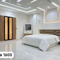 خمس قطع • سرير حديد • انارة ليد