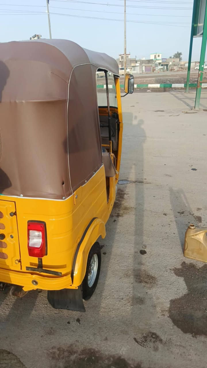 سلام عليكم تكتك البيع مديل 18شهر داخله عل 19يعني السعر 5و500وبيهه مجال تعال ***********
