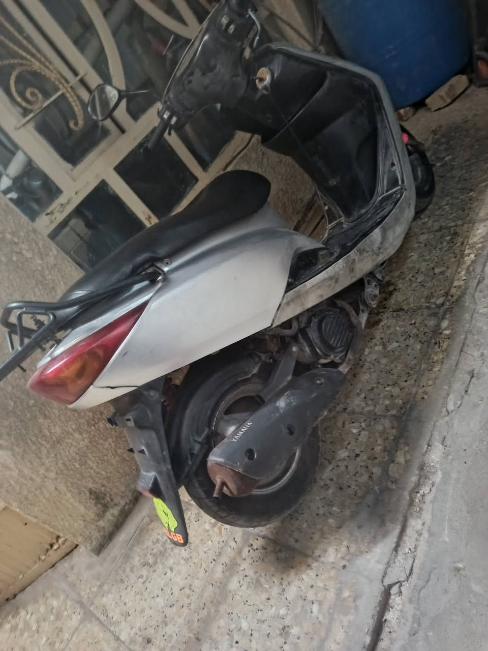 السلام عليكم دراجه بريز للبيع دراجه نظيفه شغاله سيلف وهندر سعرها 400 وبيها مجال مكان بغدادالشعب رقم الهاتف***********
