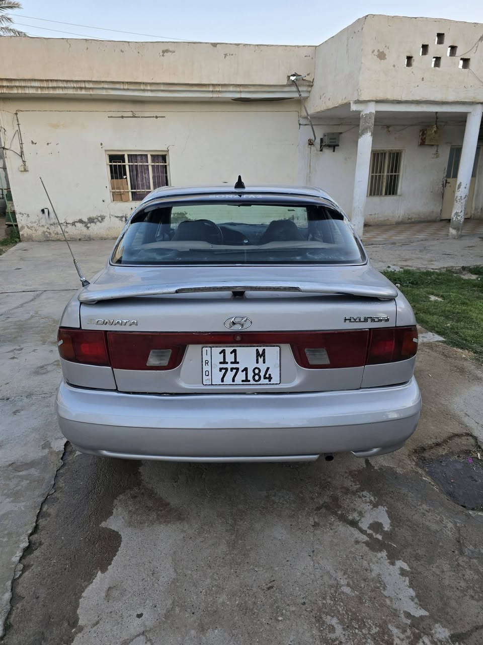 السلام عليكم هونداي سوناتا موديل ٩٥ رقم بغداد كير عادي مكينه مفتوح مصبوغه عام بدون اي ضربه صدر جديد تايرات ٤ جديد كهربائيات كلهه شغاله دوشمه كامله ارضيه وكشنات تبريد شغال السعر ٤٥ ورقه وبيهه مجال *********** بي واتس اب
