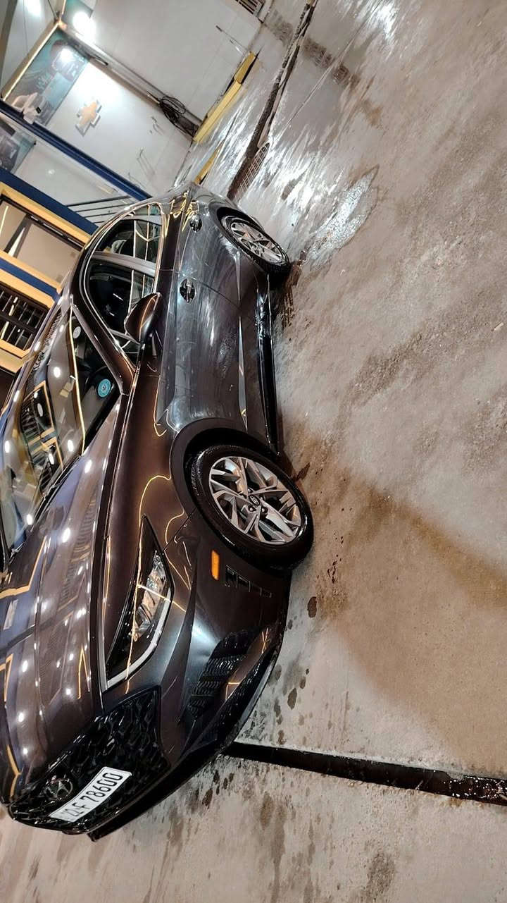 سوناتا
موديل 2020 

وارد امريكي 

مواصفات الفول 
بصمه ابواب + بصمه تشغيل 

لمتدد 

مواصفات 

فتحت سقف بانوراما 

كشن كهرباء جلد تبريد قطعتين 

شاشه جبيرة. + كامره 

حار بارد كشن  

لد نهاري 

لايت زينون عالي وناصي 

اشاير بلمري المري شفط 

محرك 2500, 

السيارة فول مواصفات 

حادث فقط قبق الجنطه صبغ 

والباقي كفاله عامه 

بدون ارباك  

السيارة نضيفه 

مكان بغداد الكرخ 

***********
