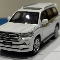 2016 Toyota Land Cruiser LC200   حديد بالكامل  الحجم 1:64 صناعة شركة J...