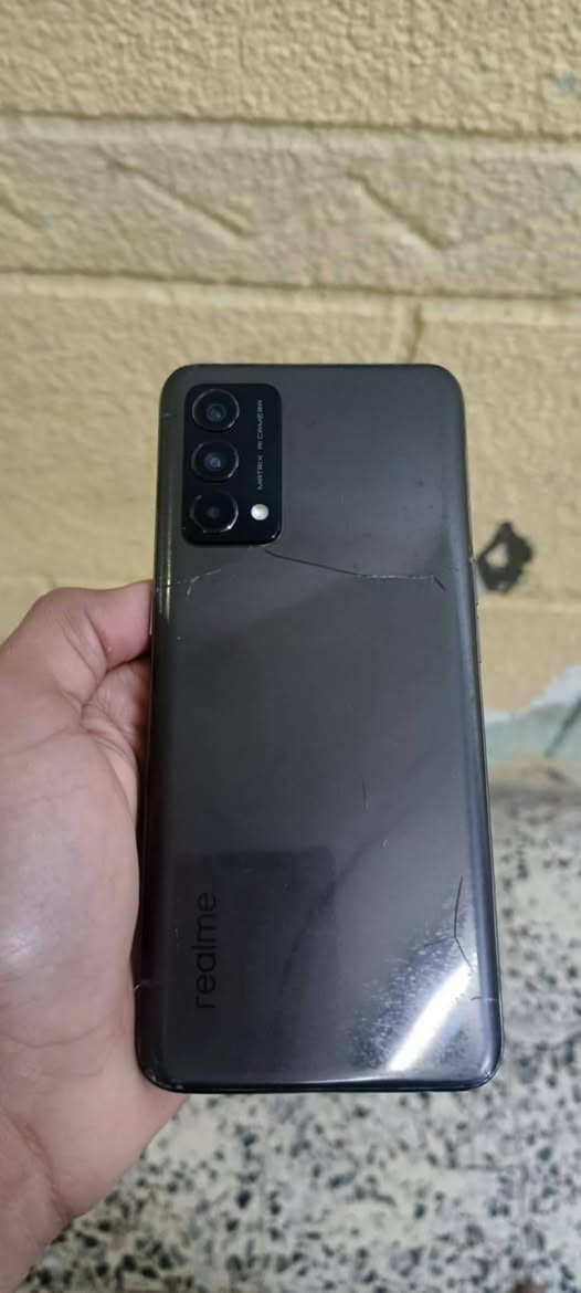 سلام عليكم جهاز كيو ثري برو الذاكره 128الرام8+8بوبجي60فريم شرط الجهاز فقط ابدل شاشه نوعيه زينه بس فقط البصمه ما تشتغل فقط و الضهر بي فطر فقط الجهاز شغال كامل كاميرات فول السعر 75بي مجال مكاني الموصل جانب الأيمن


**إذا كنت صاحب هذا الإعلان وتريد حذفه لأي سبب، رجاءا أرسل رسالة إلى الدعم الفني**