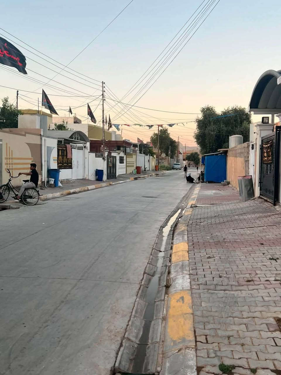 سلام عليكم 

🚨 فرصة استثمارية وسكنية مميزة 🚨

قطعة أرض سكنية مميزة للبيع في طوزخورماتو 🌟

المواصفات والتفاصيل:
موقع قرب سايلو قريب على أسواق النخيل 

 المساحة الكلية: 330 متر مربع.
 نوع السند (الطابو): طابو سكك 

واجهة:15م 

📞 للاستفسار، المعاينة، أو لمزيد من التفاصيل، يرجى الاتصال بنا:***********-***********
أو مراجعة مكتب 
 📍 الموقع : طوزخورماتو - الشارع العام - مكتب القمة للعقارات والمقاولات العامة
أهلاً وسهلاً بالجميع، يسعدنا خدمتكم دائماً! ✨
