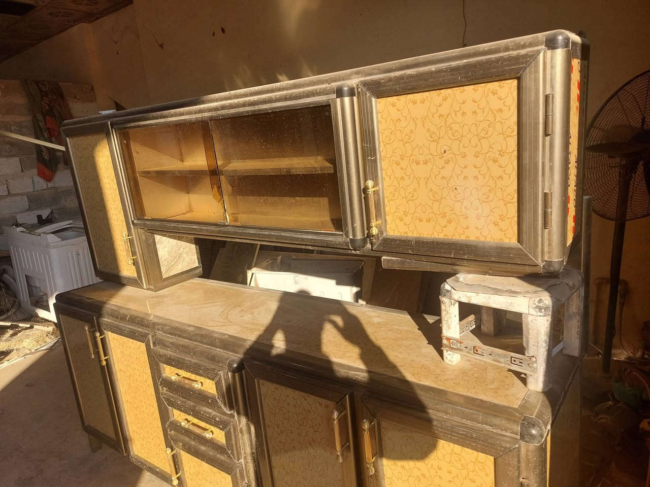 تصفية محل بيع بالجملة راسلني على الرقم ***********
