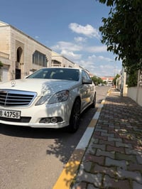 مارسيدس 212 موديل 2010 فول مواصفات تحكم ستيرن كروس سرعه سلايد روف كفال...