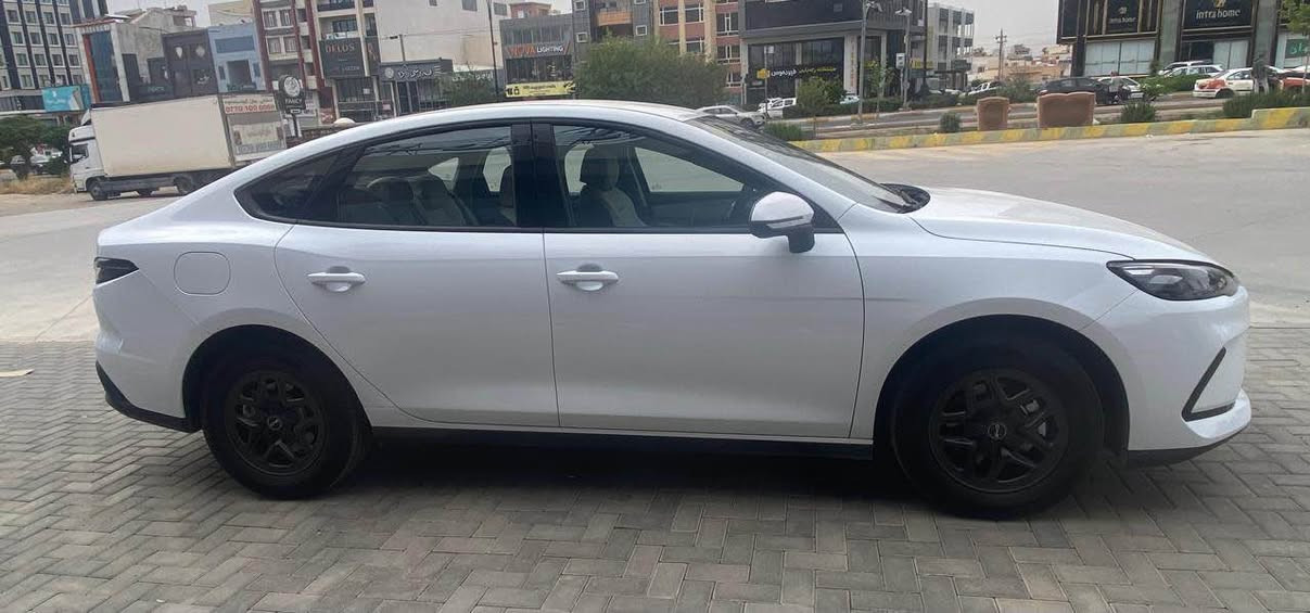 Byd seal 05  2025
بەناوی خوای گەورە 
Byd seal 05 
مۆدێل ٢٠٢٥ 
سەیارەكە ٥ هەزار ڕۆشتوە 
بەرگە كوشن و گاعی سەر دۆسەی تێ گیراوە
بەرگی سوكان و سەر داشبوڵی بۆكراوە
سەیارەكە زۆر پاك و جایزە ڕەقەم كراوە بە ناوی خۆمانەوەیە 
یەك دوو شوختی بچوكی هەیە جێی باس نیە 
سعری ١٣٧ وەرەقە و مەجالێكی برایانە 
گەر مشتەریت تەلەفون بكە 
سلێمانی 
0771 949 0087 السليمانية, العراق
