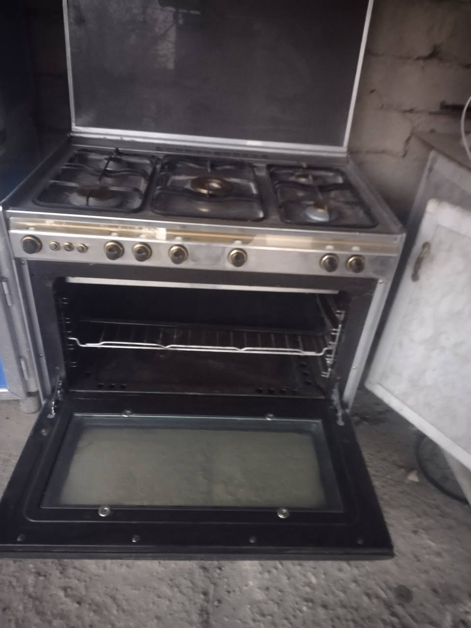 السلام عليكم قناه مستخدمه السعر على رقم التلفون ***********👉🏾
