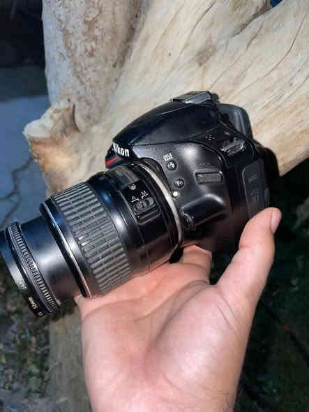 للبيع نيكون 

NIKON

3200 D 

الملحقات 
عدسه 55.18 اوتو فوكس 
شاحنه
بطاريه
رام
فلتر عدسه

المكان بغداد المنصور 

للاستفسار اكثر التواصل : ***********
