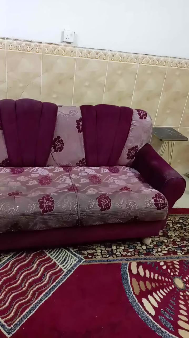 ديوان 10 متر السعر ٢٥٠ قابل للتفاوض


**إذا كنت صاحب هذا الإعلان وتريد حذفه لأي سبب، رجاءا أرسل رسالة إلى الدعم الفني**