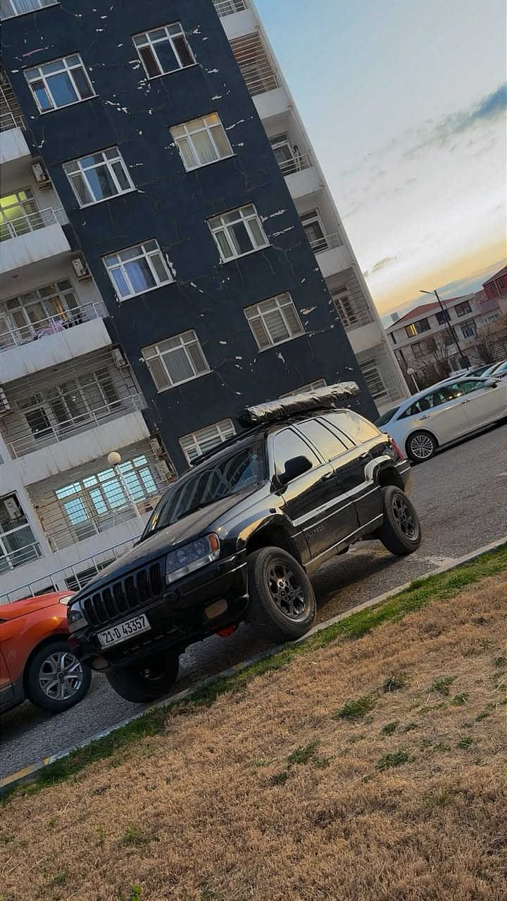 سلام وعليكم
( بيع او مراوس ويا 6 سلندر شمالي حصرا )
جيب موديل 2000 V8 كير ومحرك ولو گير بشرط
عليها محرك حاويه جديد 
سياره حزام صبغ بدون حادث ومعجون 
سياره مرفعه امامي لويات وخلفي سبيسرات
عليها اكسل امامي ديفلوك جديد مشدود
بلكات جديده DENSO PLATINUM TT
نوزلات جديده + عبوه فيت بمب جديده
سياره بسمي سنويه حد 2028 جديده
مكاني سليمانيه / سعرها 68 وبي مجال
اي استفسار اتصل او راسلني وتشلع عيوني 
*********** 
اول صورتين شكل السياره الحالي
