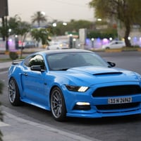 فورد موستنك للبيع 2017  اللون مميز أزرق بحري 💙 الفئة V6 (ستة سلندر) رق...