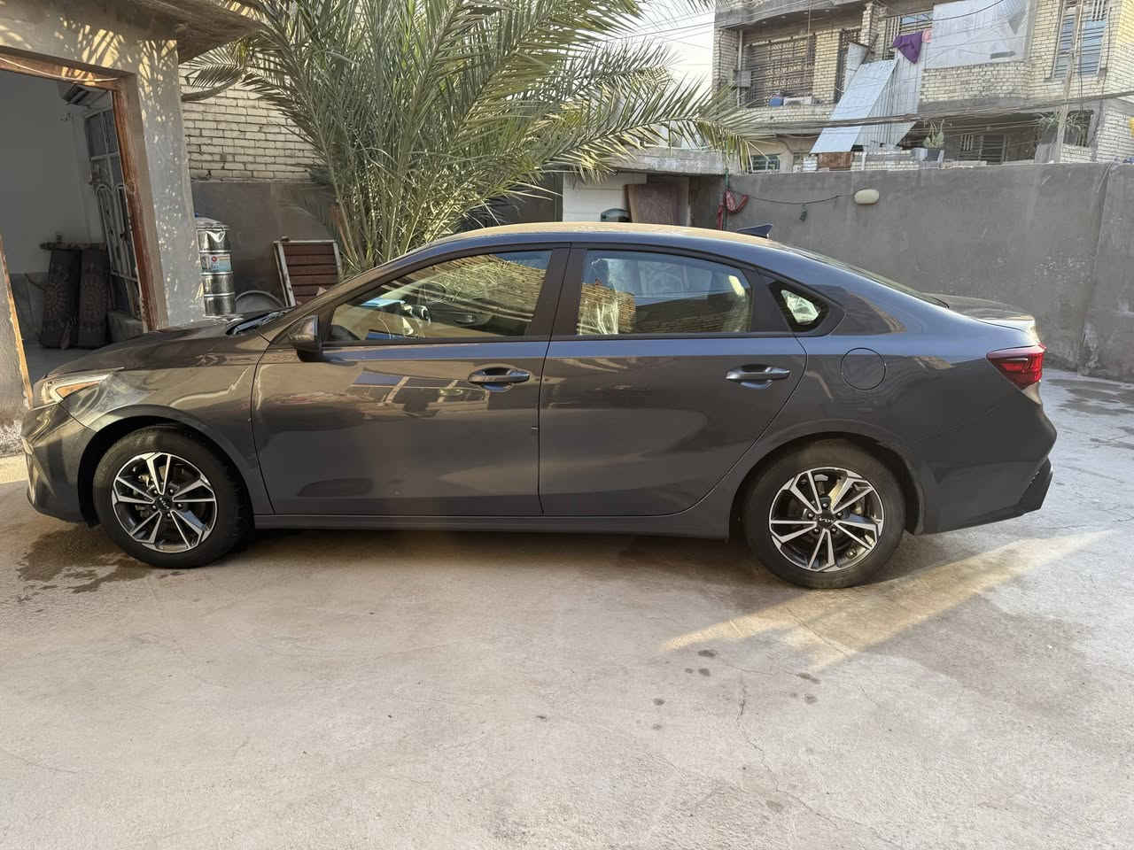 السلام عليكم
كيا فورتي موديل 2023

سياره مابيه اي تبديل نفس القطع وعلى البارد مرجعهم

سياره بيه رش كلير البابين صفحت  العبري بس كلير من امريكه

دوخول جديد سياره    رقم منفيس

تحديد مسار

اوتو بريك

كامره دوراه

قياده ذاتيه

كار بلي واي فاي  بلوتوث

كشنات جلد  

سياره جديده جدا

ومستعجل على البيع الله يشهد

صور الحادث مرفوقت ويا الصوره

***********
