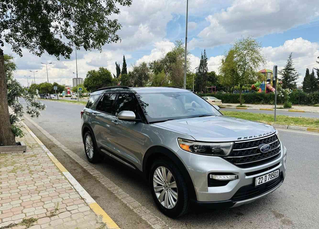 FORD EXPLORER XLT🔥2020
القوة والمتانة والرفاهية في مركبة واحدة بتصميم خارجي مميز ومقصورة داخلية تحمل الكثير من التميز والراحة .

🔥الفئة XLT 

🔥اللون/  سلفر

🔥الموديل / 2020

🔥السعر/   197$ مجال للطيبين

🔥المحرك /  4 سلندر.2300L

🔥ماشى / 75 ميل حقيقي

🔥رقم الشاصي 
1fmsk7dh5lga14463

🔥اللوحات اربيل دولى

🔥الضرر / ثلاث مكانات صبغ بابين جاملغ خلفى بلصونار يتبين موجود بلمنشور بدون ضرر داخل ارباك فقد بردة باقى كل سليم امامى خلفى كبس مابى اى ضرر

🔥بالتقرير گوكل صور حادث واضح كلش خفيف 

🔥المواصفات 

💠بصمة 

💠دخول ذكي 

💠كاميرات خلفى امامى 

💠عدادات الكترونية

💠تشغيل عن بعد ,𝐑𝐄𝐌𝐎𝐓𝐄 𝐒𝐓𝐀𝐑𝐓

💠سستم سماعات 12,𝐁𝐀𝐍𝐆&𝐎𝐋𝐔𝐅𝐒𝐄𝐍 

💠شاشة دشبول ديجيتال مع شاشه عرض تاب

💠كاميرا محيطية 360 درجة 

💠كير ماوس 

💠هاند بريك بصمة

💠اوتو بارك  

💠اوتو هولد ،𝐀𝐔𝐓𝐎 𝐇𝐎𝐋𝐃

💠اوتو ستارت ،𝐀𝐔𝐓𝐎 𝐒𝐓𝐀𝐑𝐃

💠اوتو ستوب ,𝐀𝐔𝐓𝐎 𝐒𝐓𝐎𝐏

💠رادار امامي (تحديد مسار) مع قياده الية

💠رادار جانبي  (نقاط عمياء)

💠رادار خلفي (التحذير من الاصطدام)

💠حساسات °360

💠كشنات جلد طبيعي 

💠كشنات كهرباء 8 حركات 

💠صندوق شفط كهربائي 

💠لايتات ليد وعدسة زينون 

💠بلوجكترات 𝐋𝐄𝐃 

💠بكلايتات 𝐋𝐄𝐃 

💠ويل 20 كروم 

ومواصفات اخرئ 

🔥مكان سيارة / اربيل
💎واتساب + فایبر 
💎رقم موبايل ☎️ 
*********** ☎️ واتساب 
*********** ☎️ واتساب
