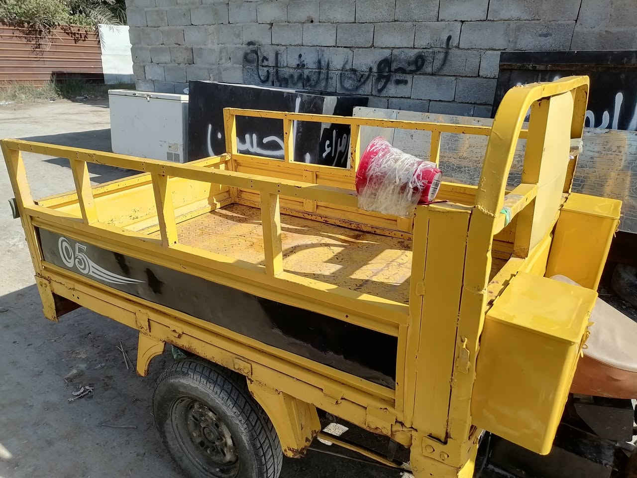 سلام عليكم ستوته لبيع امتيار مديل 17 نضيفه نكرت سلف اوراق مكان كرمت علي سعر 1300بيهه مجال ***********
