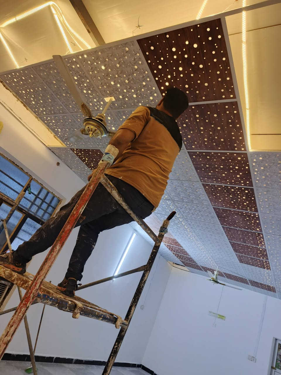 سقوف ثانويه مواد وعمل 8ونص
 💥 دقه العمل ع جهاز ليزر ✅معه سرعه انجاز العمل💫 وا بسعار مناسبه. للاستفسار📱✏️ علي ديكورات ***********. بي وتساب 
لعمل كافه انواع السقوف الثانويه والمغربيه.
🌹❤️#الجميع
🌹❤️
