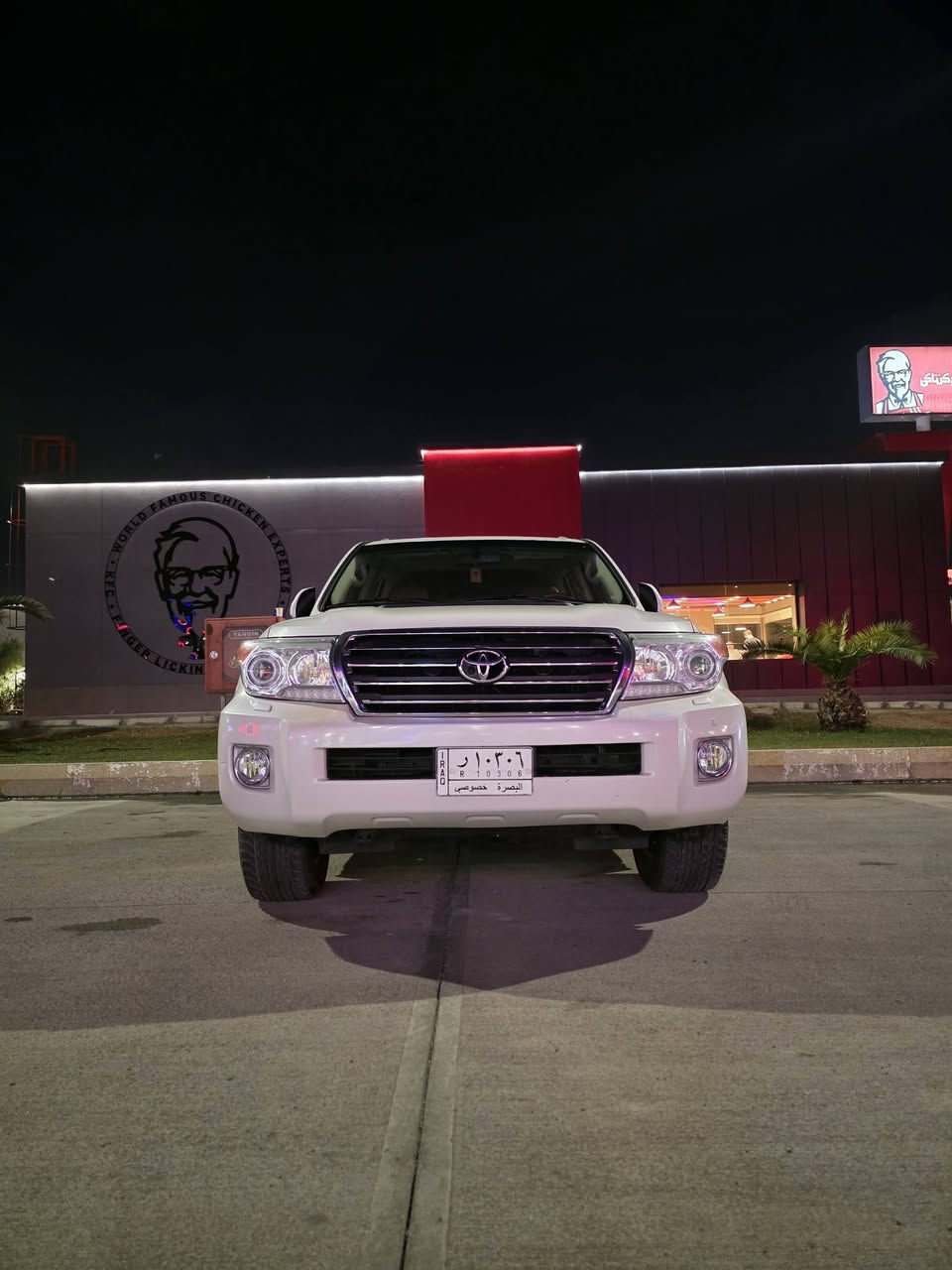 للبيع فقط
لاندكروز 2015 جديدة جدا جدا على وضع الشركة برغي ما مفتوح بيها
 مكفولة من الشخط ومغلفة PPF بالكامل
V6 محركها 4000
مواصفاتها:
لايتات زينون عدسة بلادي والعالي + البروجكتر LED عمل
حساسات امامي خلفي
كاميرات امامي خلفي
زراك لايت
مرايات جانبية كهرباء قلاب مع البك
اشارات بالمرايا الجانبية
مرآة وسطية تعتيم
فتحة سقف
تحكم ستيرن جهة وحدة
كشنات جلد لون قرميدي وكشن السايق كهربائي
الجامات كلهة مغلفة عازل حراري امريكي
شاديلها دعاميات بدون لحايا والدعاميات البلادية موجودة ومغلفة PPF وبدون شخط
كل ملحقاتها بالكارتون جديدة (الارضيات البلادية والعدة والهوك والطفاية)
شادلها شاشة اندرويد
تخم تايرات جديدة يوكوهاما
السيارة على ايدي وبلادية من جميع النواحي رقم بصرة والتحويل ثاني يوم ماشية 147000 قابل للزيادة
السعر 44.000 يعني 440 يعني 4 شدات و40 ورقة وبيها مجال جدا بسيط.
قليل التواجد.. للاستفسار الاتصال على *********** / ***********
مكان السيارة البصرة / الجزائر / العباسية
