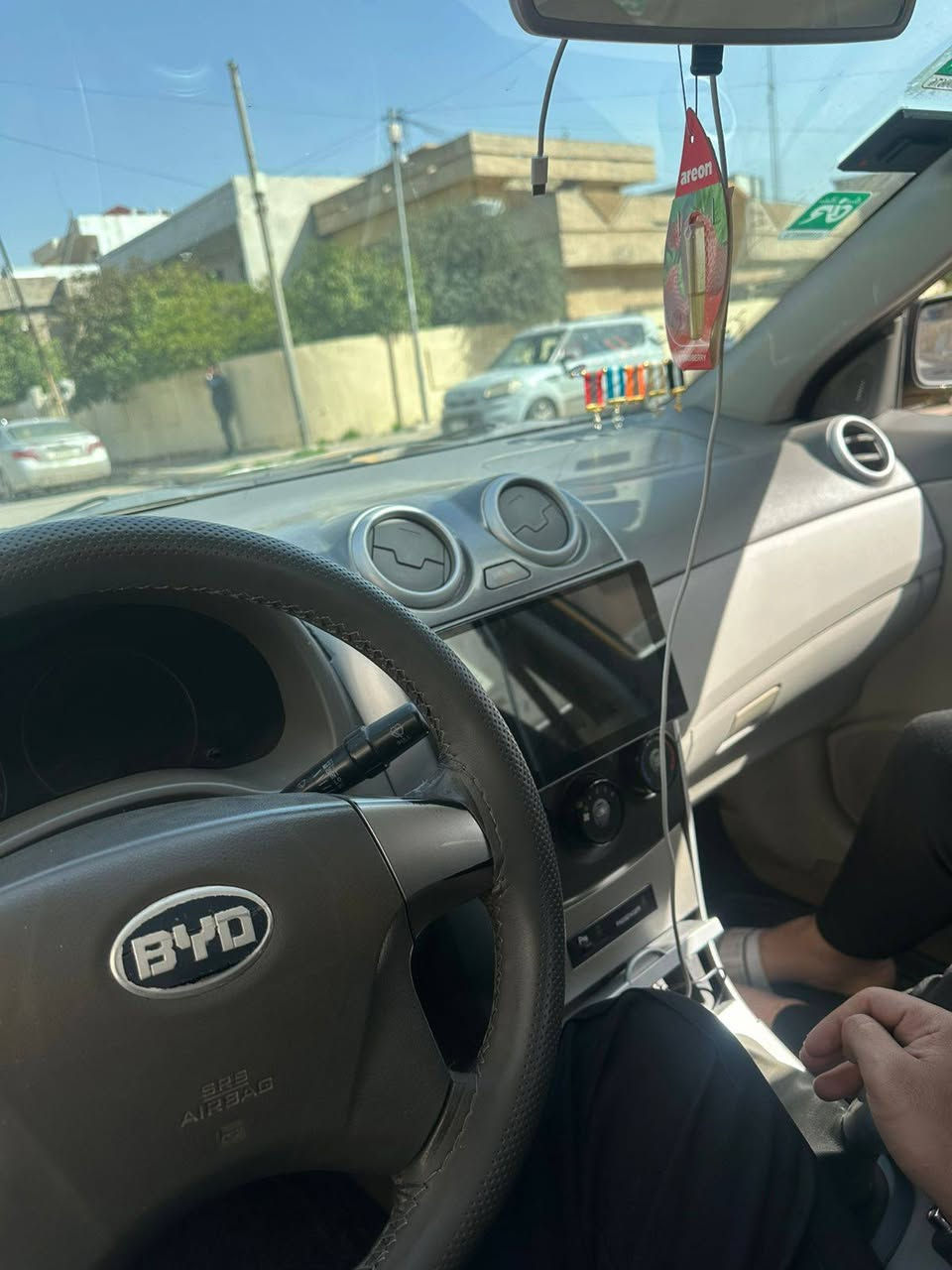 بي واي دي 2013 مواصفات فول فتحه بصمه جلد منظومه غاز تايرات جدد سياره جاهزه للشغل الضرر قطعه واحده رقم التليفون ***********
