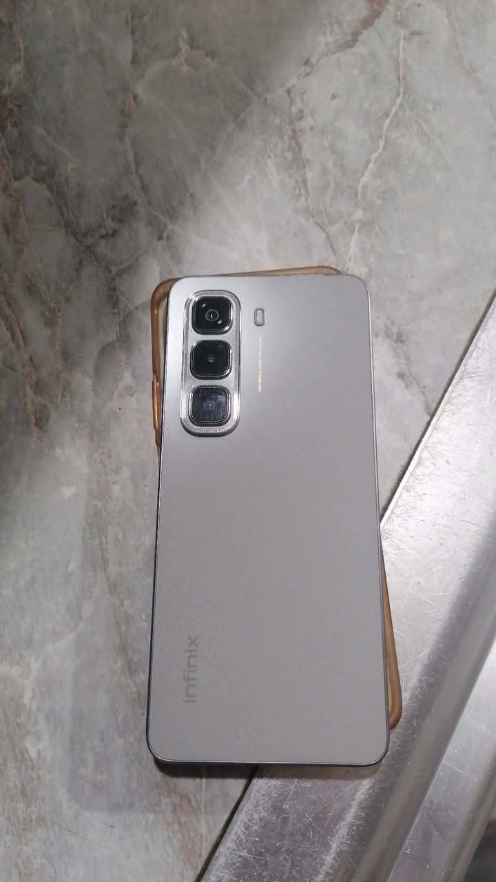125 بدون ملحقات
جهاز : infinix Hot 50 

المواصفات :

المعالج : Mediatek Helio G100 (12nm)

الرام : 8 جيجابايت 

الذاكرة : 256 جيجابايت 

الشاشة : 6.8 بوصة الكاميرا كاميرتين خلفيتين
 
نظام التشغيل : Android 14

حجم البطارية: 5500 mAh

 نجف قريت الغدير


**إذا كنت صاحب هذا الإعلان وتريد حذفه لأي سبب، رجاءا أرسل رسالة إلى الدعم الفني**