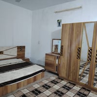 لبيع سعره 700 بي مجال بسيط جديد  07701973054