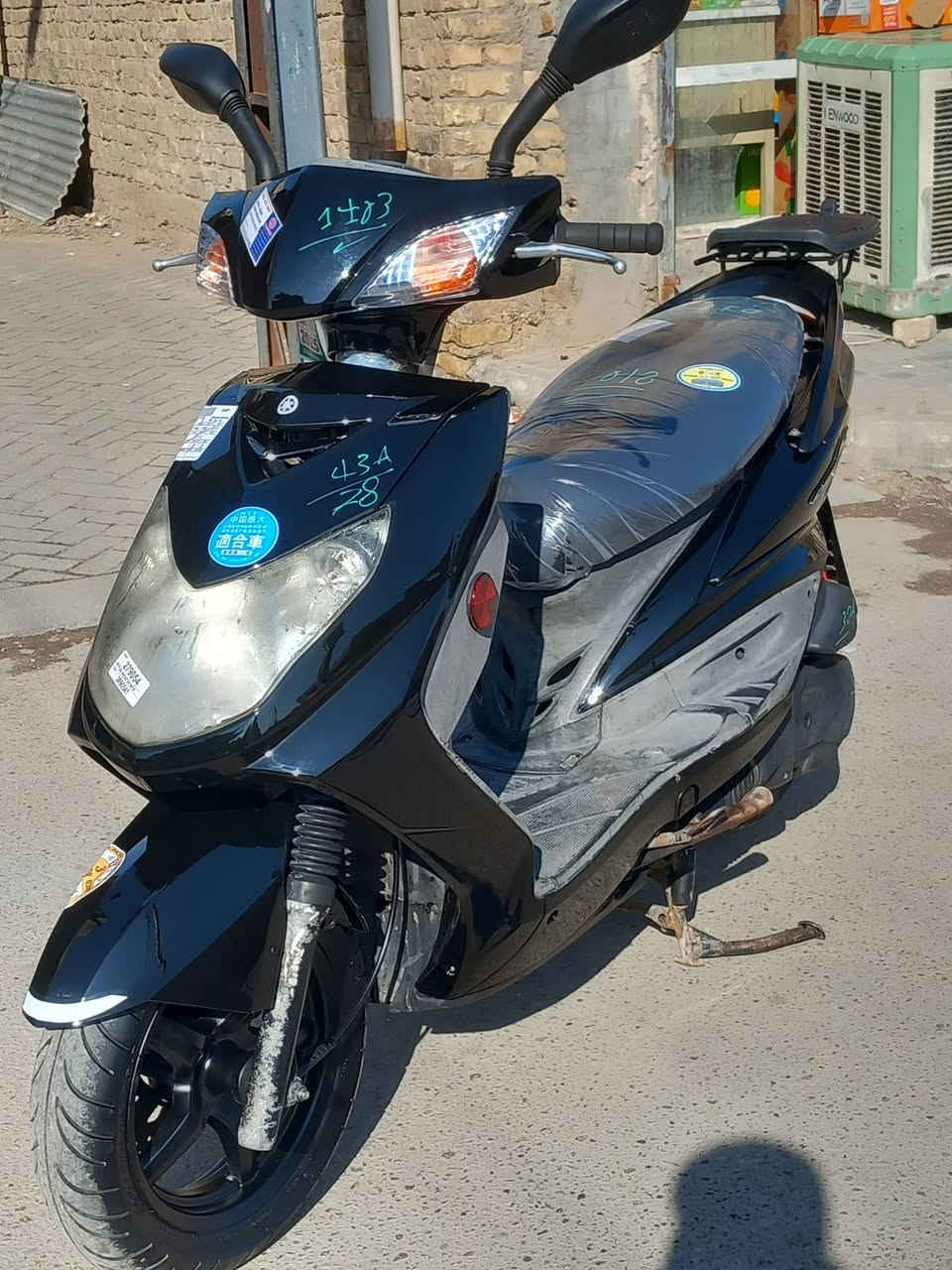 السلام عليكم دراجة للبيع سكنس فحل رمبه سكليتر خطين بكلايت لد بلاديه كلة شغال سلف هندر كهربائيات اشاير لايت كلة شغال تخم تايرات جدد دهن جديد جيب فيتر وفحص عنوان بغداد مدينة الصدر مقابل مطعم ليمونه للإستفار )***********
