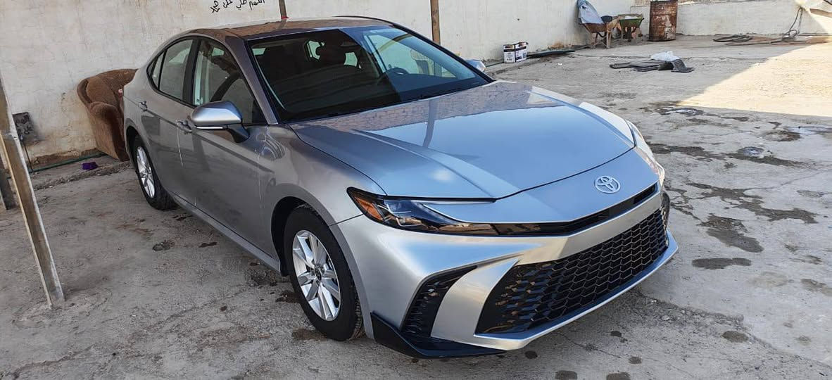 االسلام عليكم 
كامري هايبرد
2025 دخول جديد 
مكينه2.500 بانزين و هايبرد HEV  تترقم كل محافضات
فئة ال Le ماشيه 16 الف ميل 
حساسات
تحكم ستيرن جهتين
رادار امامي
رادار جانبي
قياده ذاتيه
كروز سرعه
مانع انزلاق
مانع تصادم
حساسات ضغط الاطارات
بك لايت لد   LED
لايت زنون امامي بلادي LED
ويل 18
محدد مسار
تصحيح مسار
حساسات ستيرن التنبيه  
مودEV
اوتو هولد
 بصمه
3أنظمة قياده ECO / Normal / Sport 
قطعتين تبريد
سايد بريك بصمه
نضامGBS + خرائط
اوامر صوتيه وتسجيل صوتي
كامره خلفيه
منافذ تايب سي 
شحن لاسلكي 
وبعد بيها مواصفات معروفه
تحويل ثاني يوم 
سعر200 مجال شي بسيط
مكانها  صلاح الدين سامراء 
‏  التواصل عبر الاتصال فقط ووتساب *********** 
ضرر صبغ بنيد وجاملغ فقط وتصليح درجه اولئ شرط بجم كبس 
ورقم الشاصي مرفق بل الصور
