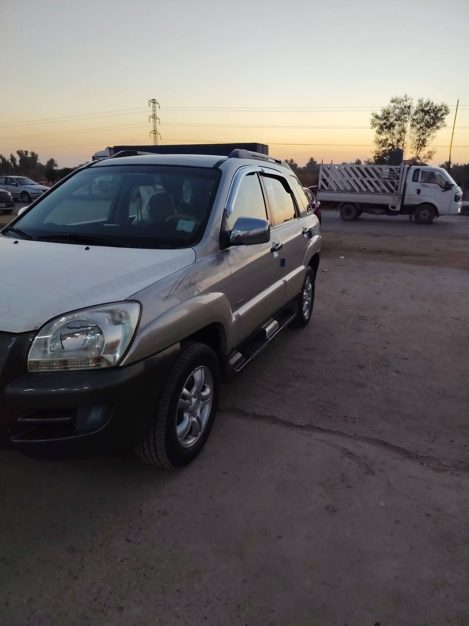 كيا سبورتج وارد خليجي كفاله من الصبغ والضربه والتبديل رقم بغداد داخل بيجي منظومة غاز جديده بيها  كير مكينه حداديه جديده تخم تاير تبريد كامله من كلشي السعر ١١٥عنوان بابل ناحية الإمام ***********
