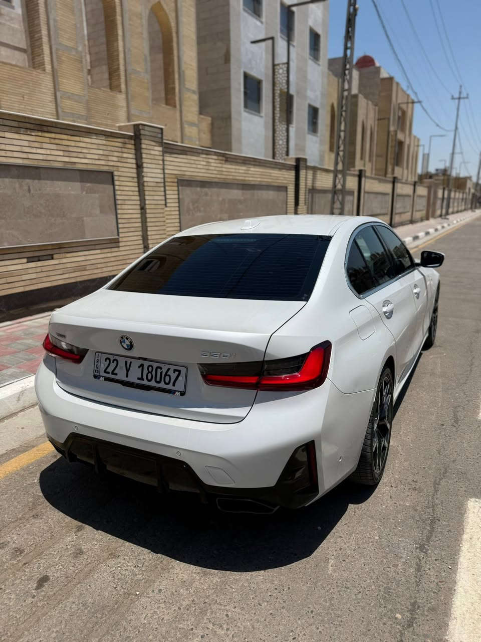 بي ام دبليو m kit 330i للبيع موديل 2024

محرك 4 سلندر 2000 توين بور تيربو صاروخ x drive

وارد امريكي ممشى السيارة 48 الف كيلو فقط السيارة جديدة

لون ابيض داخل اسود رقم اربيل

السيارة 1/1 فول مواصفات M Package 

ويل 19 و تخم تايرات رن فلات 

كلشي مابيها صفر مسج  نضيفة من كل نواحي 

نقطة مصرف ماتحتاج تحويل مباشر

المواصفات :

رادار امامي داتا شو كبير

تحذير رادار من الاصطدام الأمامي + فرملة تلقائية إذا قربت نصدم
 
تحديد المسار وتحذير بالنقاط العمياء بالمرايات

رادار تحذير وكشف المشاة اذا قربت تصدم

 حساسة 360 درجة امامي وخلفي كامرة خلفيه

فتحة سقف ونظام دخول ذكي وترحيب وبصمتين و كارت
     
شاشة تدعم نظام  Apple CarPlay /Android لاسلكي

كشنات كهربائية و نضام تدفئة وخزن ميموري

تدفئة ستيرن و شاشة كبيره متصلة وعداد الكتروني بالكامل

قطعتين تبريد امامية وخلفية منفصلة

نظام اوتو هولد و اطفاء المحرك بالازدحام وهاند بريك كهربائي وشفتات  ومري شفط

انارة داخلية متغيرة LED الالون مختلفة

منافذ شحن USP_C امامي وخلفي 

كير السياره الصغير الاكتروني الجديد

ماوس تحكم كامل بالشاشه

نضام البريك الرياضي 

شباك امامي كهربائي وضوئي ينفتح وينسد حسب الحاجة

وباقي مواصفات هواي معروفة بال BMW

حادث السيارة جاملغ امامي ايمن و حافه البنيد
حادث سطحي فقط جاملغ مبدل بلادي 
صور الحادث بالمنشور

للتواصل : ***********
