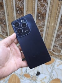 انفنكس هوت 40 • ٢٥٦ • مبدل شاشة