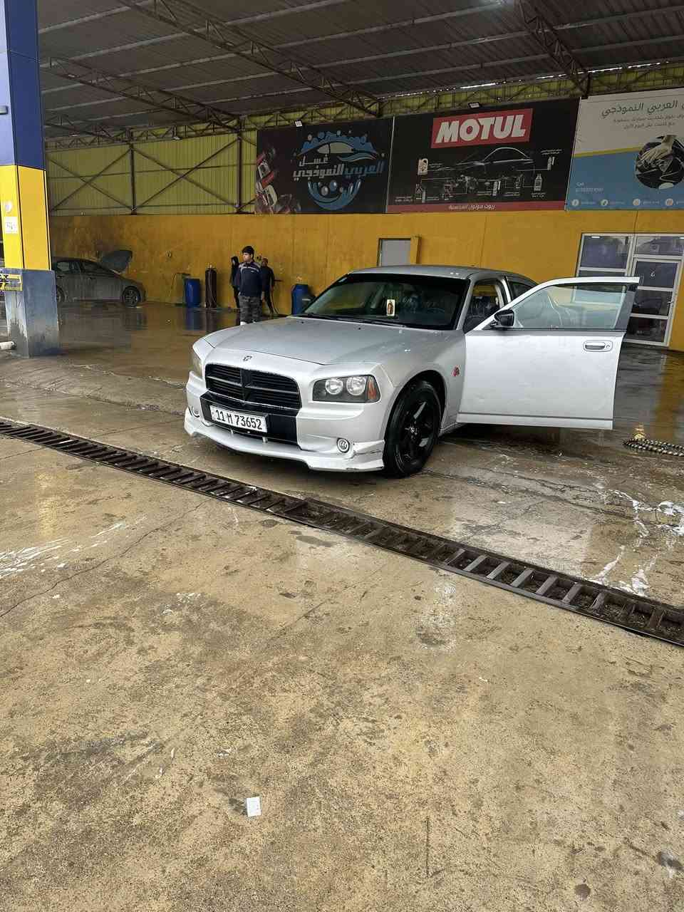 السلام عليكم جارجر للبيع موديل ٢٠٠٩ كير مكينه اكسل تبريد تتفئه كفاله  سياره بسمي تحويل ثاني يوم 
حادثها طلقات ٣بصفحت سايق بيها جاملغ امامي جارد وبيها كلير كلش بسيط باب خلفي وچاملغ 
مكاني بغداد تقاطع درويش 
***********
***********
