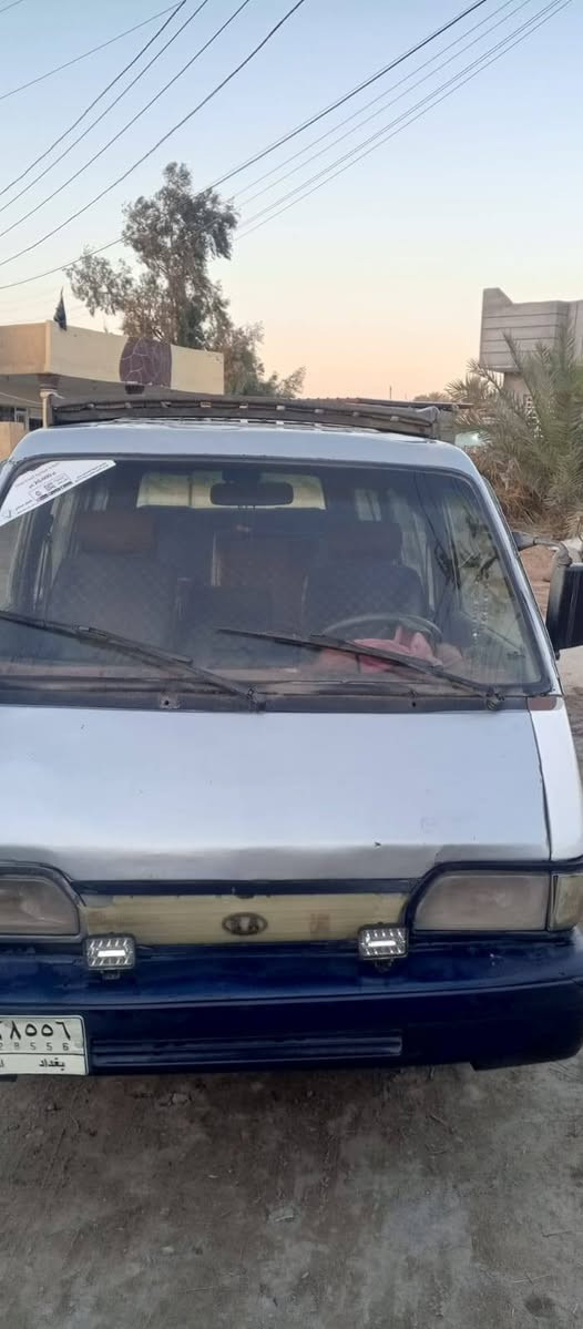 السلام عليكم كية بستة 93 مكفولة كير محرك اكسن شواصي سيارة بلادية تخم تاير سنوية صاقطة ***********
