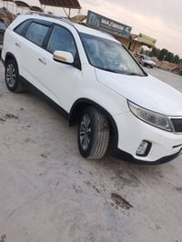 سورنتو ٢٠١٥ • رقم بغداد • ٧ راكب