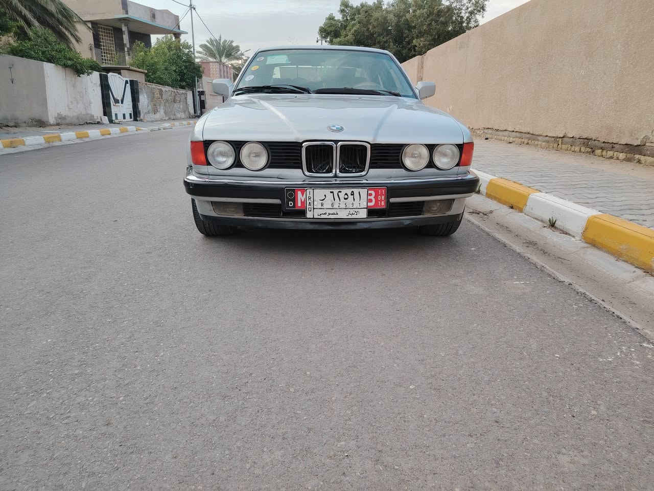 السلام عليكم بي ام  حجم 735 موديل 1992 رقم الانبار بسمي مشروع وطني تحويل مباشر سنويه لغايه 2028 كير ومكينه محور ياباني فيفيتي مكفولات جاهزه من تخم تاير حداديه امامي وخلفي جديده تبريد ثلج مضخم صوت كهربائيات كلها شغاله سنتر لوك صبغه جديده مكفوله من الضربه والعيب الشرعي كير ومكينه بعدهن ستيل شرط العنوان واسط السعر 50 بيها مجال كلش بسيط شرط السياره احله من الصور ترايها كلش ناعم اتصال ***********
