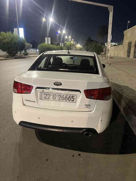 كيا سيراتو 2012 وارد خليجي
السلام عليكم سيراتو 2012 وارد خليجي 
السيارة نضيفة جداً من ناحية الگير والمحرك والصدر مكفولات
محرك 1600 دوش ماشية 113 الف كيلو متر استخدام شخصي 
بيها طخه بسيطة بالبنيد موضحها بالصور (البنيد بدون اي صبغ)
السونار مرفق بالمنشور تفاصيل القطع المصبوغة البيها
سنوية جديدة ولوحات جديدة صاحب السيارة عربي بيتهم في بغداد جاهز للتحويل او الوكالة + مكان السيارة بغداد ساحة عدن
السعر 100 مجالها بسيط جداً
***********
