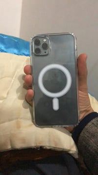 آيفون ١١ برو ماكس • ٢٥٦ • شاشه اصلي