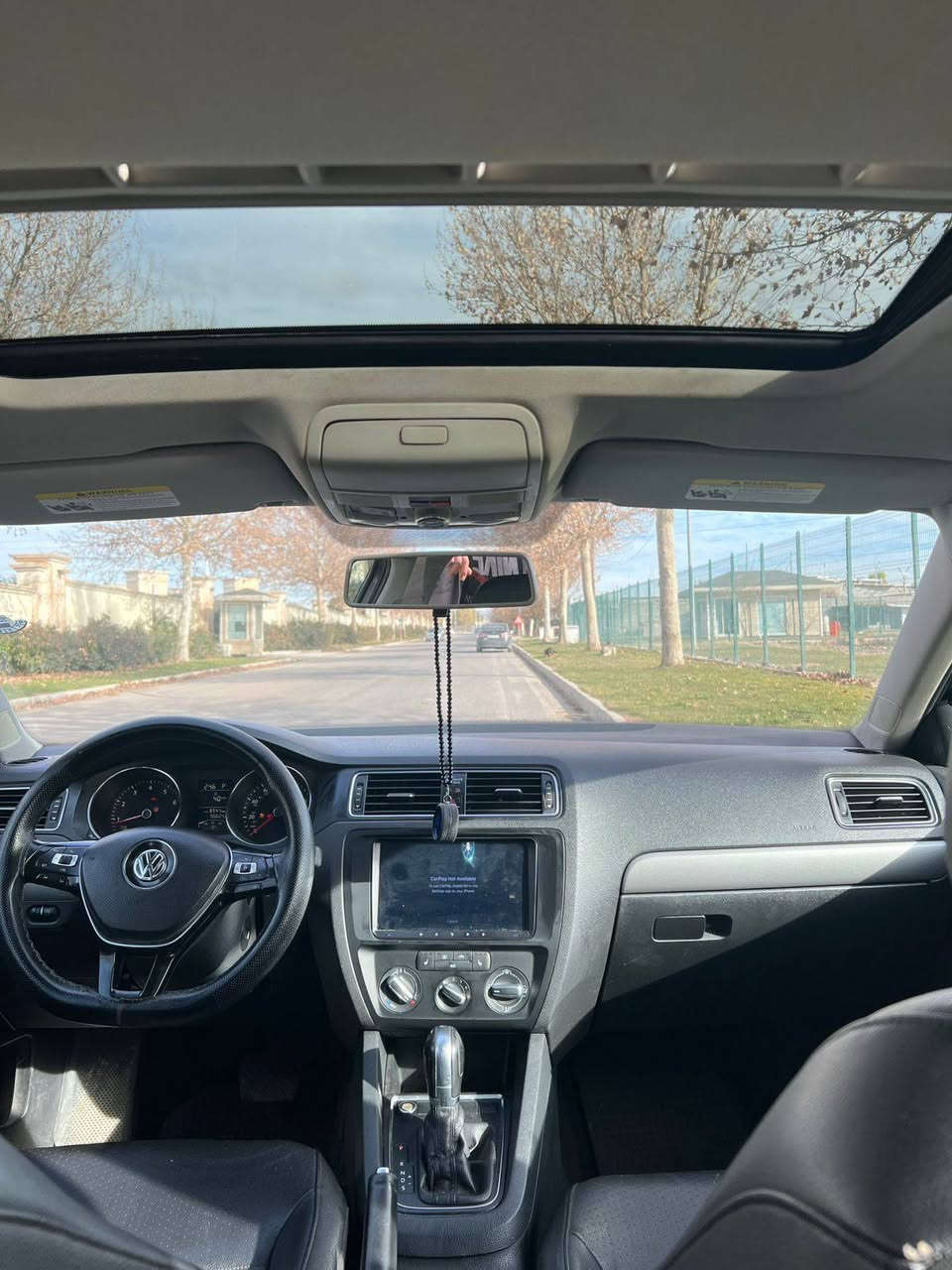 JETTA  SE 2016 14 TURBO  CLEAN
جیتا ۲۰۱٦  کلیــــن  بێ سبوخ بێ دەعم
دوو سێ جێگەی ساردی هەیە
قەپات  مواســـەفـــات  
سلاید 
شاشە کارپلەی
گوشن هیتەرو جلد
ناو ڕەش
جام و فلچە ئۆتۆ 
لایت ئۆتۆ
تبرید بەشەرت
ئاوینە هیتەر کارەبایی
تراکشن ئەی بیئێس  تحدید سرعە بەشەرت
تایەو ویل و هەزەو فحسو سنەوی هەمووی نۆی 
سعری ۱۲۳  معاملەیەکی کەم

  ***********
*********** أربيل, العراق
