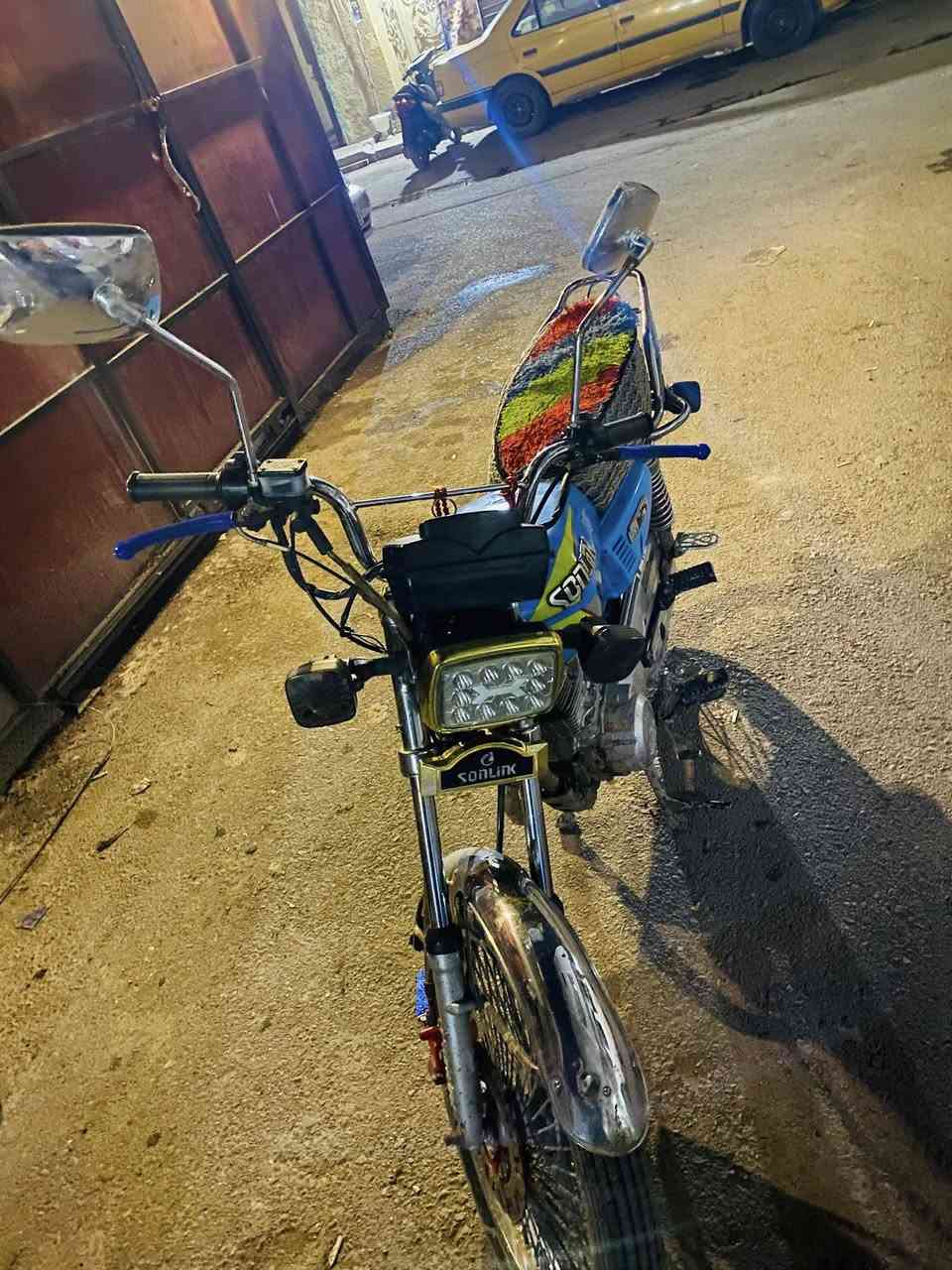 سلام عليكم دراجه سونك موديل 2023 اوراق دراجه نضيفه مال شغل تفاصيل اكثر بل خاص بغداد غزاليه سعر 550 وبيه مجال شي بصيط *********** وتساب
