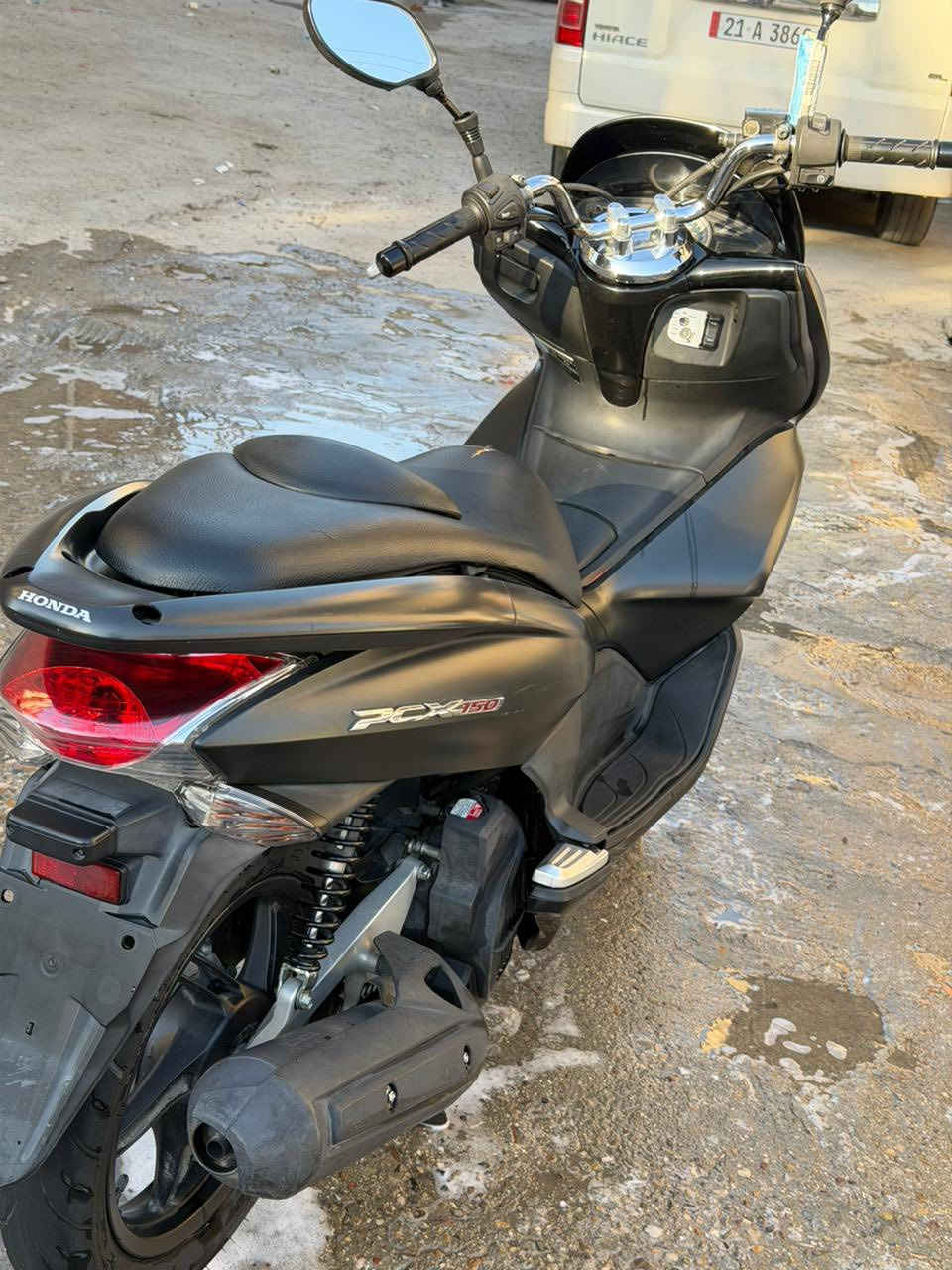 السلام عليكم لبيع او مروس بحدث منها pcxجيل الأول مديل 16 مال رمبه مكفوله عامه قبل شهر نزلتهه من كلشي محرك 150ماشي 24الف  السعر 15وبيهه مجال لشري رجان لمو شراي لايكسر بحلال لعالم المكان بغداد مدينة الصدر الرقم ***********
