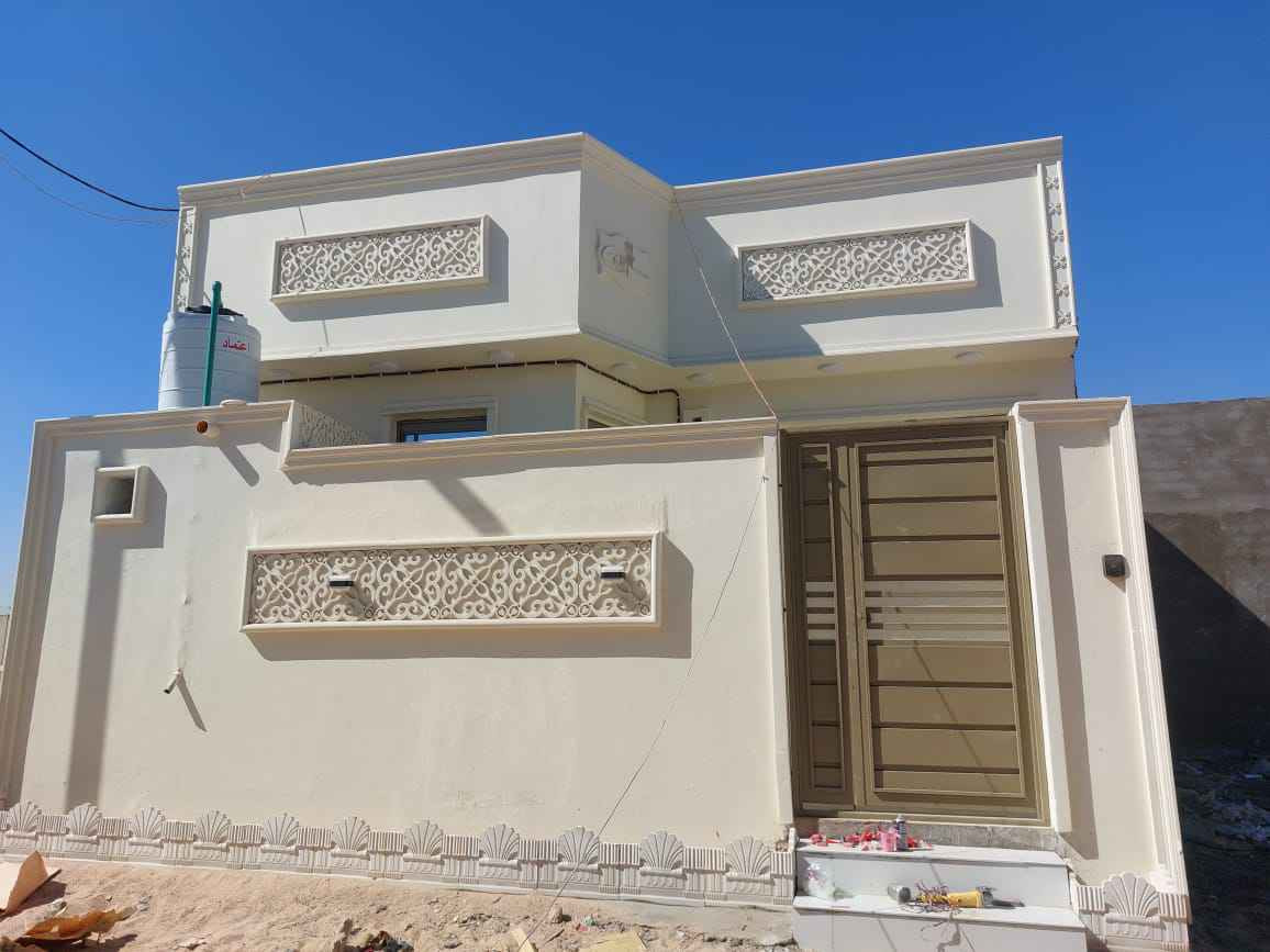 السلام عليكم بيت للبيع المساحه 100م طابو زراعي عراقي يحتوي على قرفتين وصاله ومطبخ وديوانيه وصحيات العنوان بصره أبي الخصيب طريق سيد حامد الاتصال على الرقم التالي *********** البصرة, العراق
